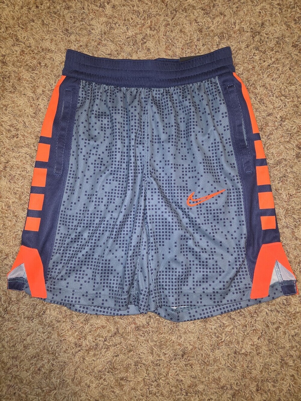 Nike Big Kid's (Boy's) Elite Printed Basketball Shorts Sample